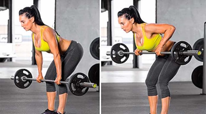 Treino de Costas Feminino: Rotina Otimizada para Hipertrofia Mulher executando a remada curvada