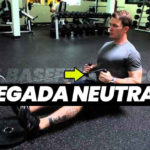 O que é a Pegada Neutra e Quando Usá-la nos Treinos? Remada Baixa com pegada neutra