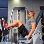 Rest Pause – Poupe Tempo na Academia e Tenha Mais Resultados! Homem performando leg press horizontal