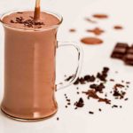 Shake Anabólico: 8 Receitas de Vitaminas Para Hipertrofia! shake anabólico de chocolate