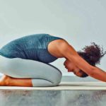 8 Melhores Alongamentos Para o Tronco: Chega de Dores! Alongamentos tronco capa