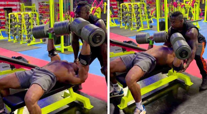 Supino com halteres: como fazer corretamente e erros comuns Supino com halteres