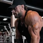 Treino de Tríceps (Força + Hipertrofia): Ficha Completa Treino de tríceps cbum na iamgem