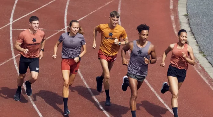 Qual o melhor tecido para camiseta de corrida? Guia definitivo para correr com conforto! Melhores tecidos para correr foto capa do post