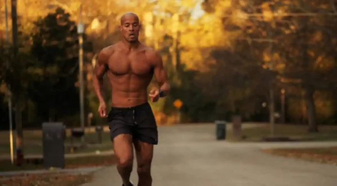 Posso correr todos os dias? Veja os benefícios, riscos e como evitar lesões David goggins correndo todos os dias