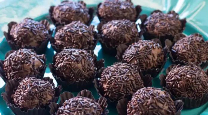Brigadeiro fit com batata doce: receita proteica e saudável! brigadeiro fit com batata doce