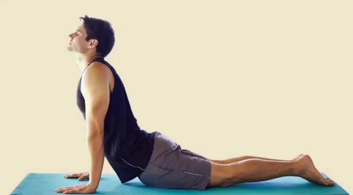 Como fazer o Alongamento Extensão Lombar de Bruços Como fazer corretamente o Alongamento extensão lombar de bruços