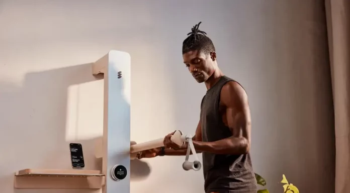 Quando a IA encontra a força: Amp revoluciona o treino doméstico treino amp com ia